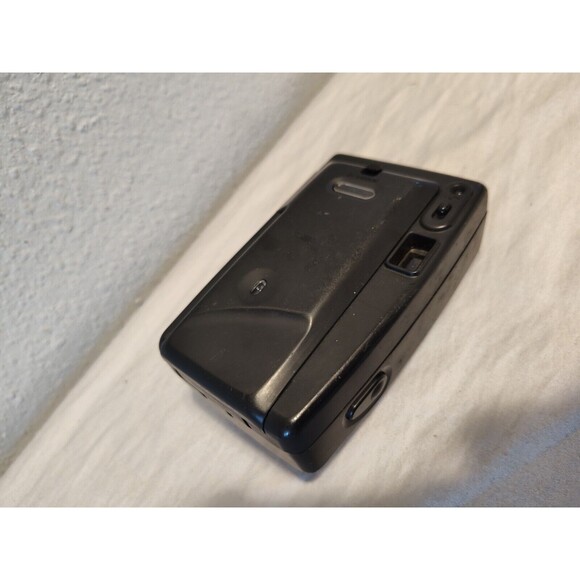 Studio 35 ST-200 Point & Shoot Reusable Camera w/Flash Black For Parts No Test - Picture 3 of 16